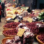 Leckere Essenstände auf einem Markt in Xian